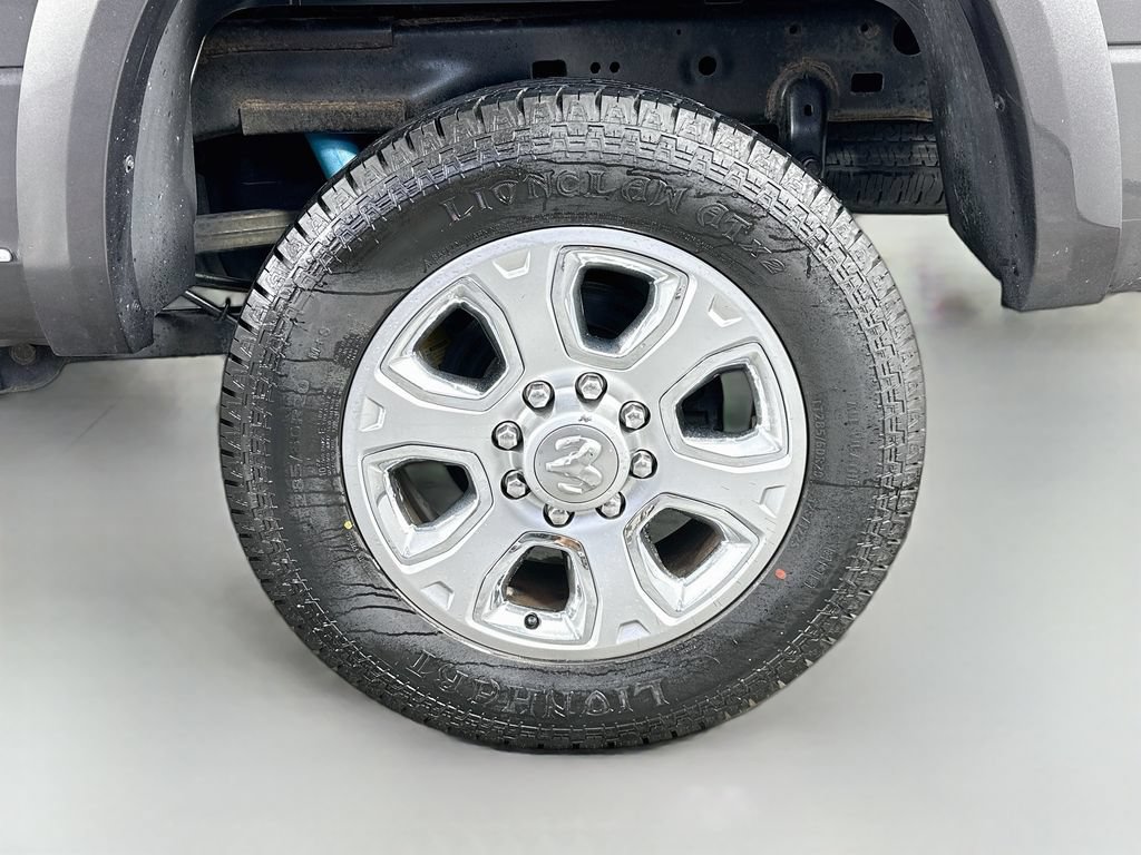 Used 2018 RAM 2500 Limited AWD/4WD image 35