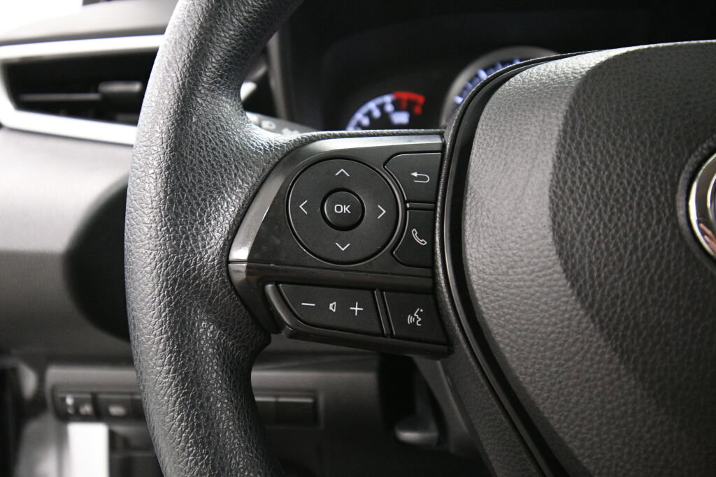 Used 2022 Toyota Corolla LE image 20