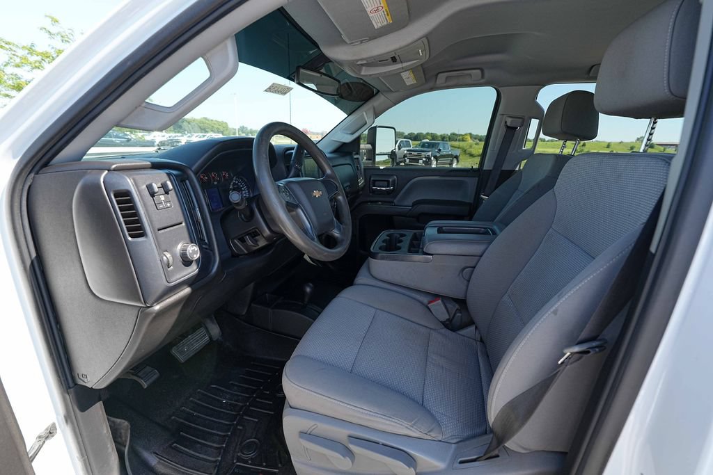 Used 2018 Chevrolet Silverado 3500 W/T w/ WT Convenience Package AWD/4WD image 14