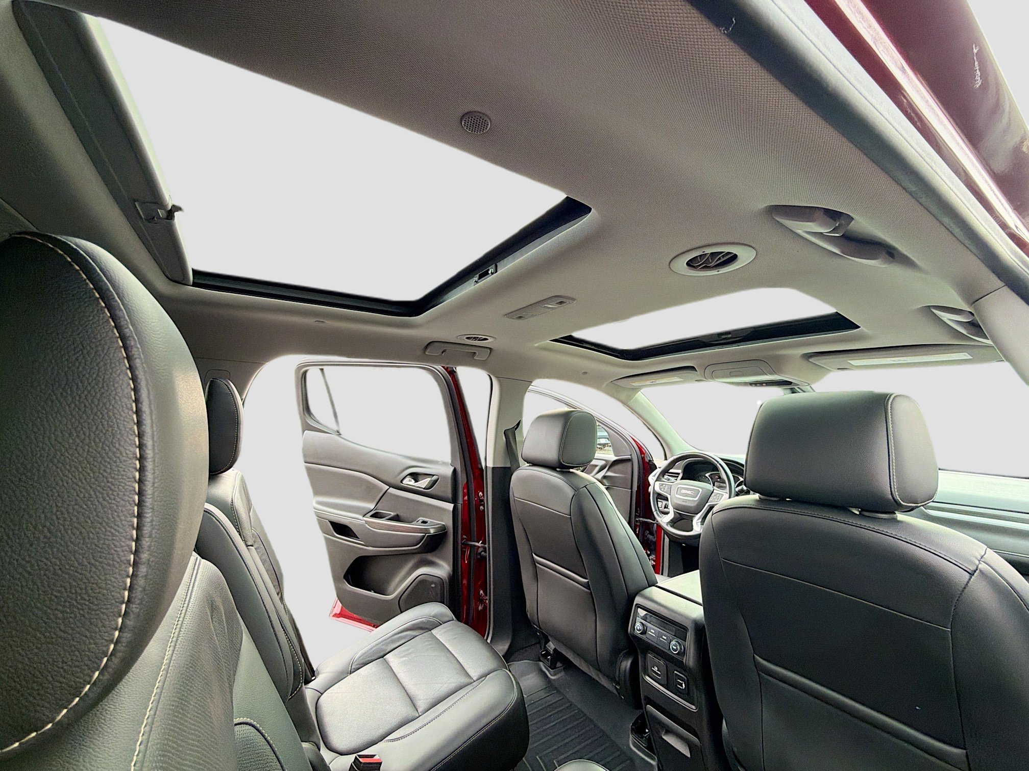 Used 2018 GMC Acadia SLT image 18