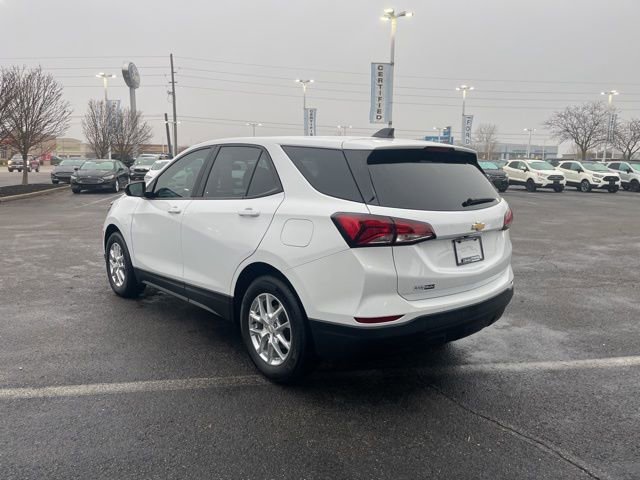 Used 2022 Chevrolet Equinox LS w/ LS Convenience Package image 11