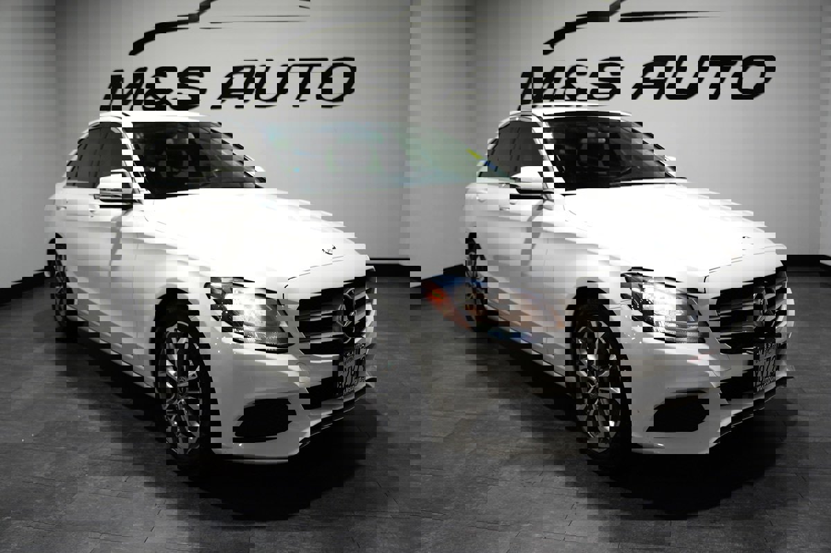 Used 2017 Mercedes-Benz C 300 Sedan image 6