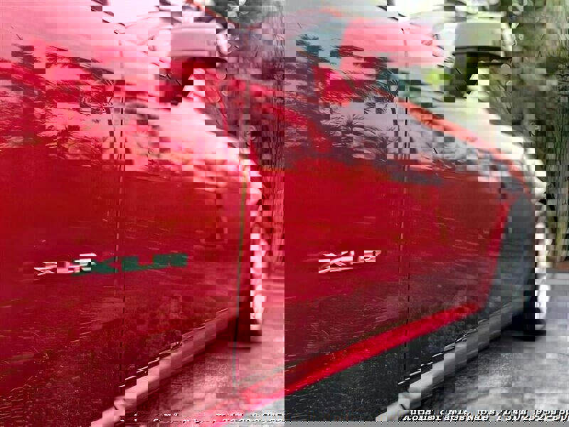 Used 2004 Cadillac XLR image 13