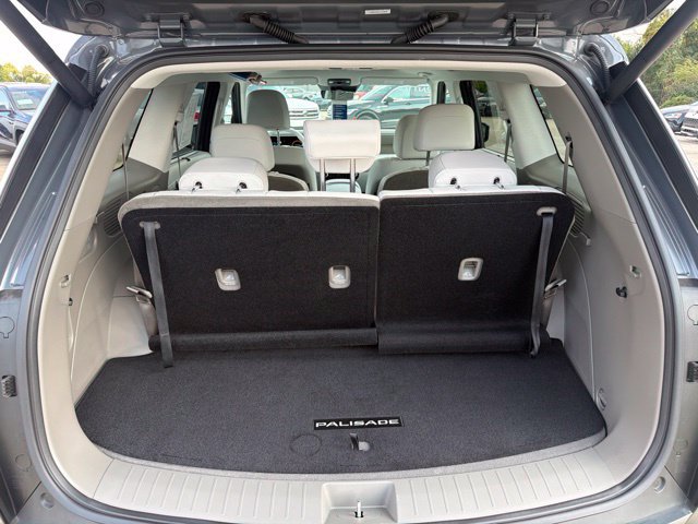 Used 2026 Hyundai Palisade SEL FWD image 23