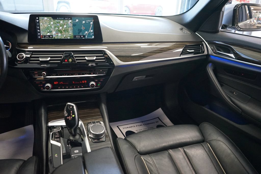 Used 2018 BMW 530i xDrive AWD/4WD image 14