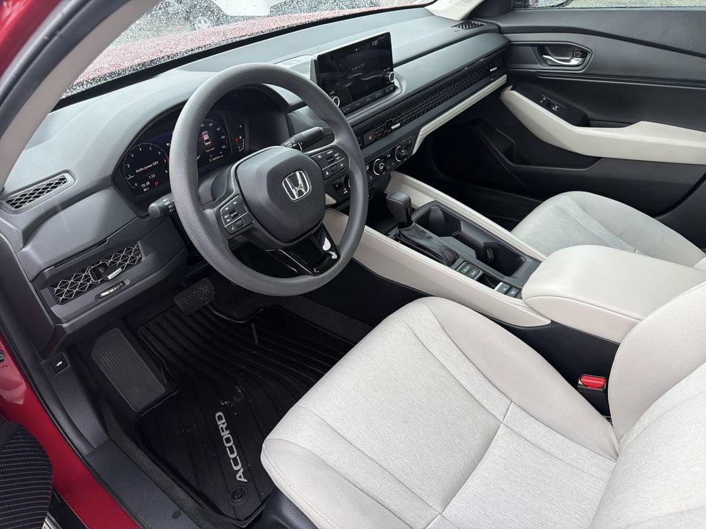 Used 2024 Honda Accord EX image 18