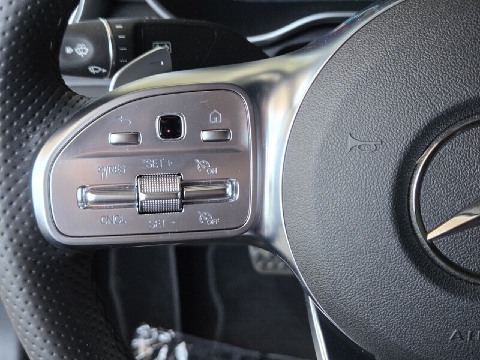 Certified 2023 Mercedes-Benz C 300 Coupe image 25