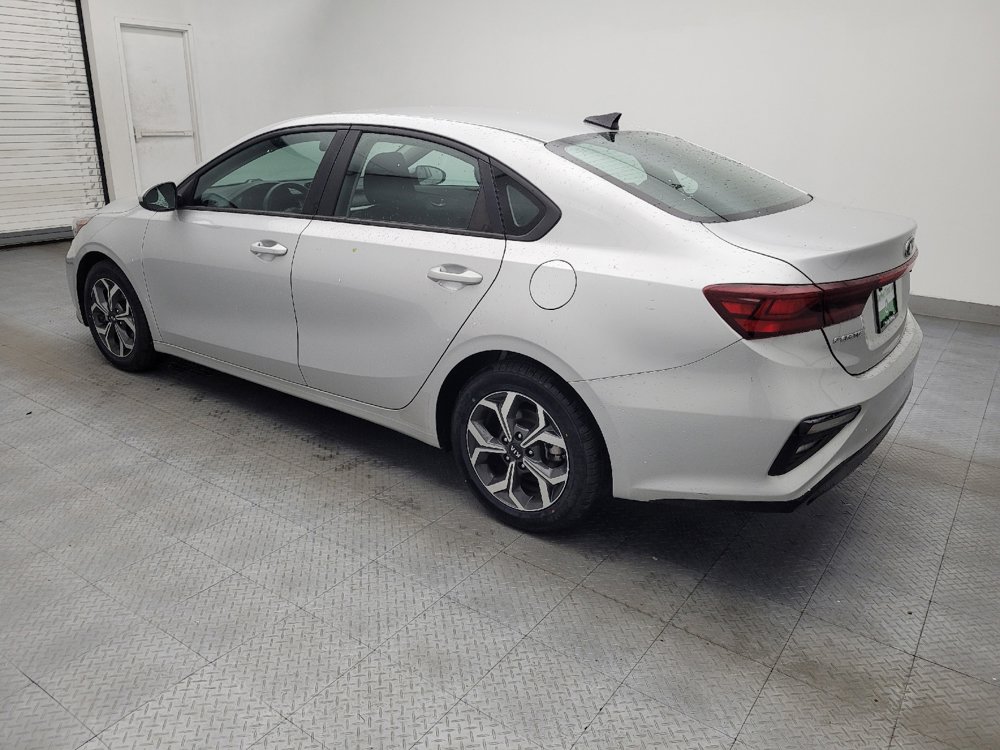 Used 2021 Kia Forte LXS image 3