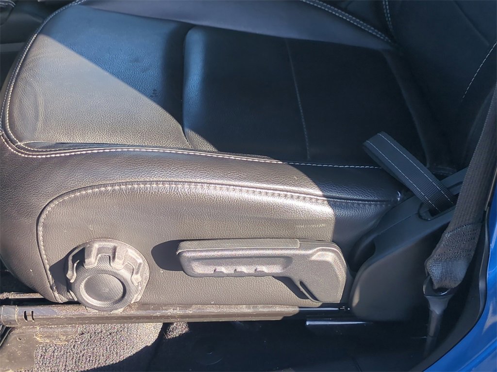 Used 2023 Jeep Wrangler Unlimited Sahara image 23