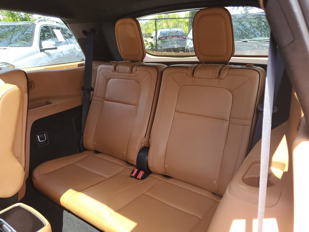 Used 2020 Lincoln Aviator Black Label AWD/4WD image 13