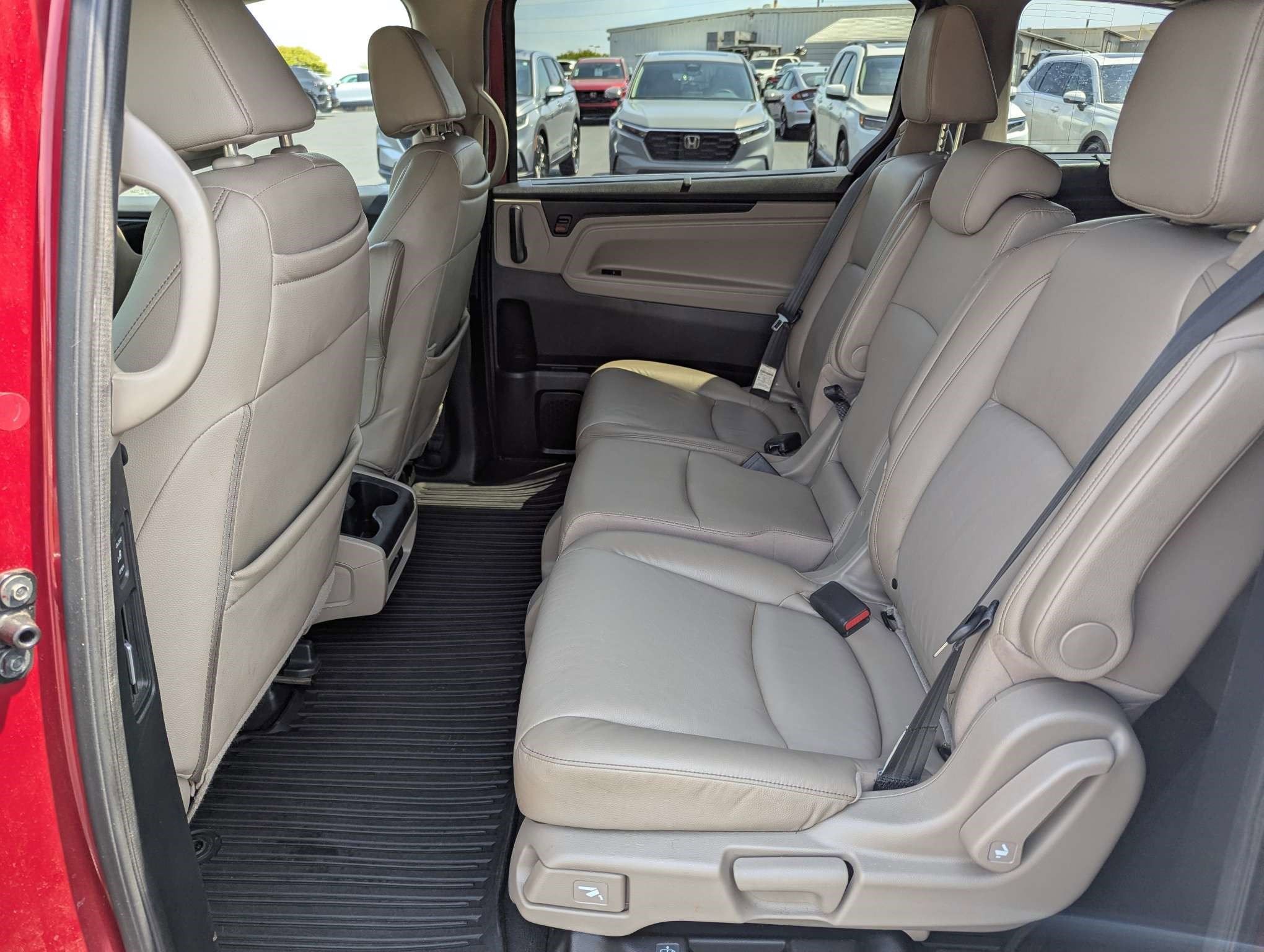 Certified 2024 Honda Odyssey Touring image 19