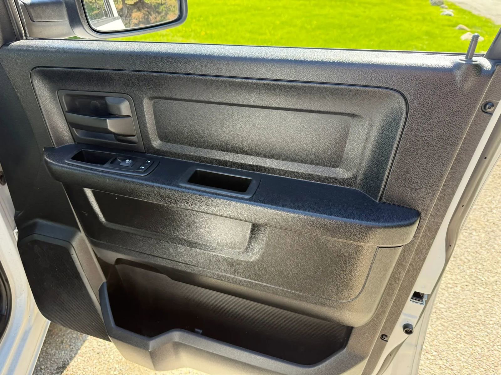 Used 2014 RAM 1500 Tradesman w/ Popular Equipment Group AWD/4WD image 12