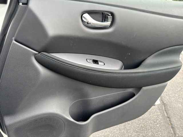 Certified 2025 Nissan Leaf S FWD image 25