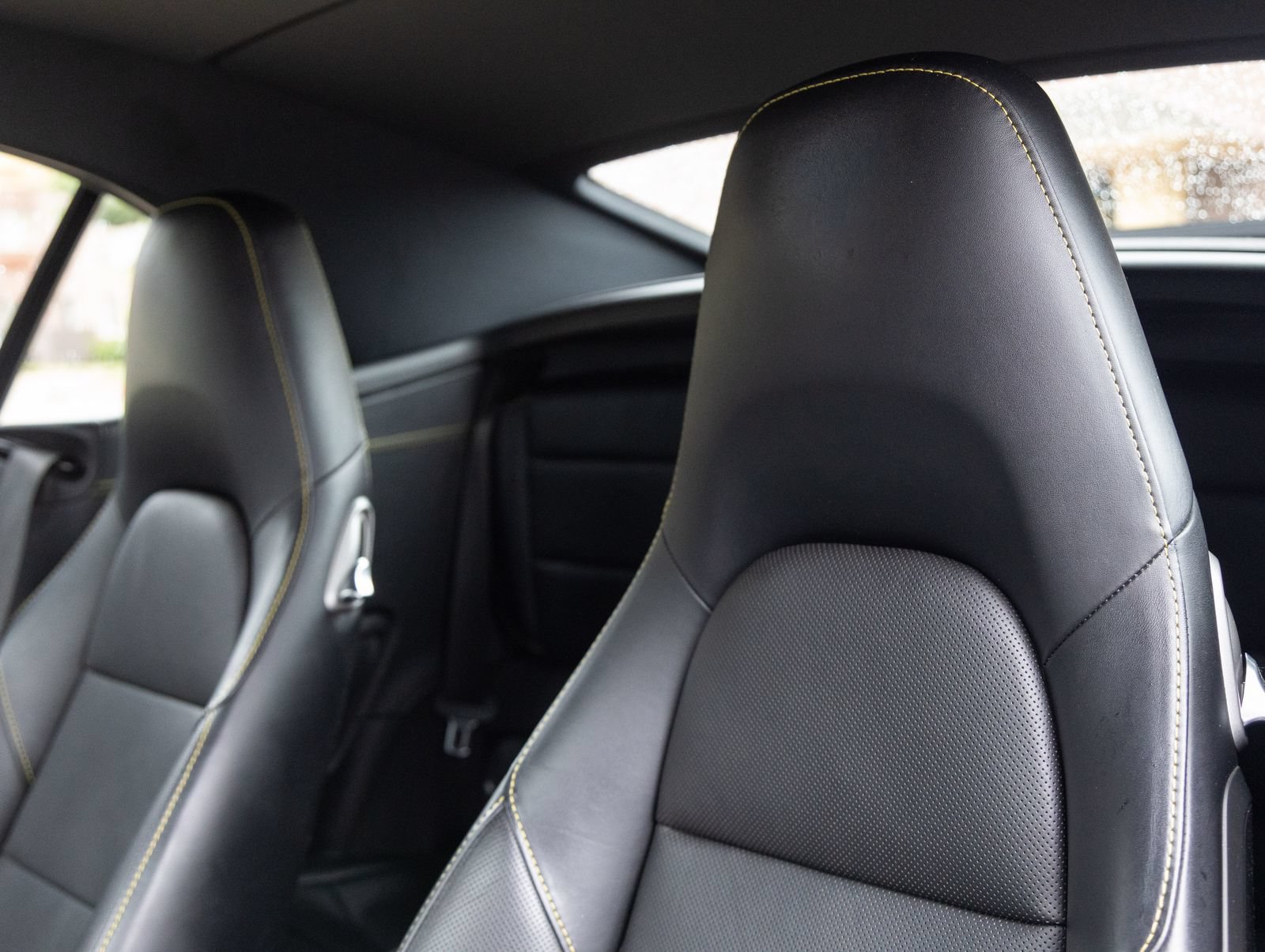 Certified 2018 Porsche 911 Carrera 4S AWD/4WD image 25