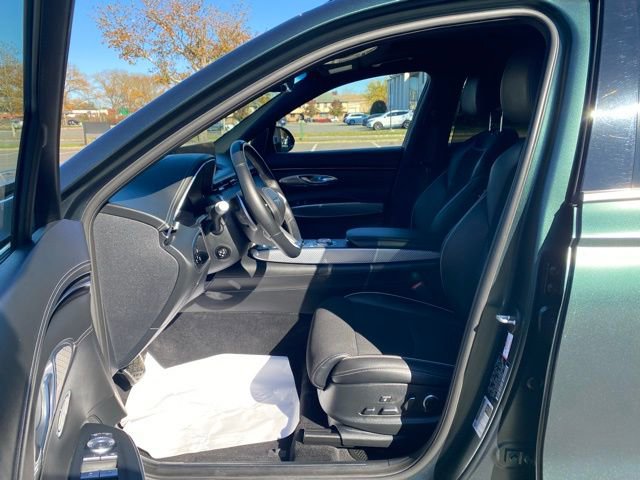 Used 2023 Genesis GV70 2.5T Sport Prestige w/ Sport Prestige Package image 23