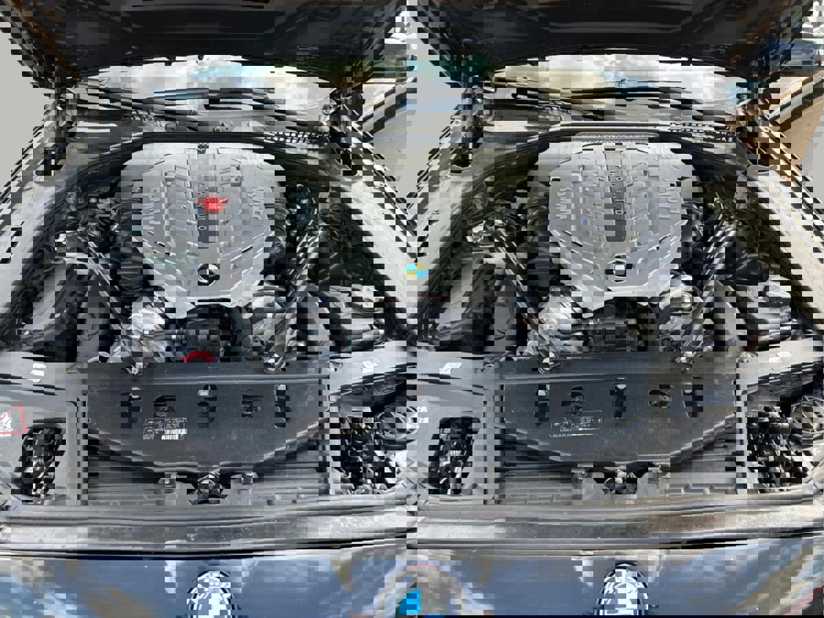 Used 2013 BMW 550i Sedan image 29