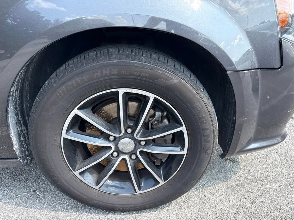 Used 2019 Dodge Grand Caravan GT FWD image 5