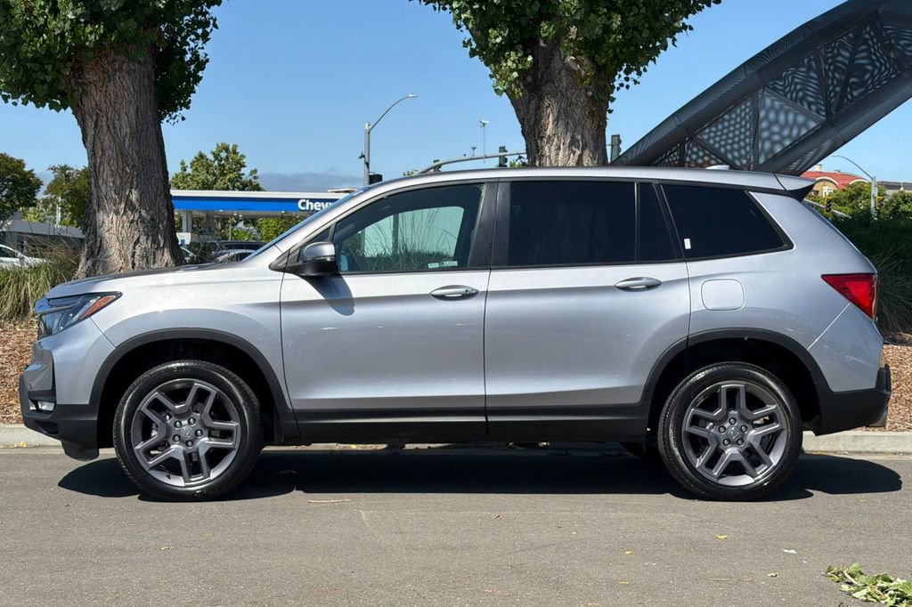 Used 2023 Honda Passport EX-L image 7