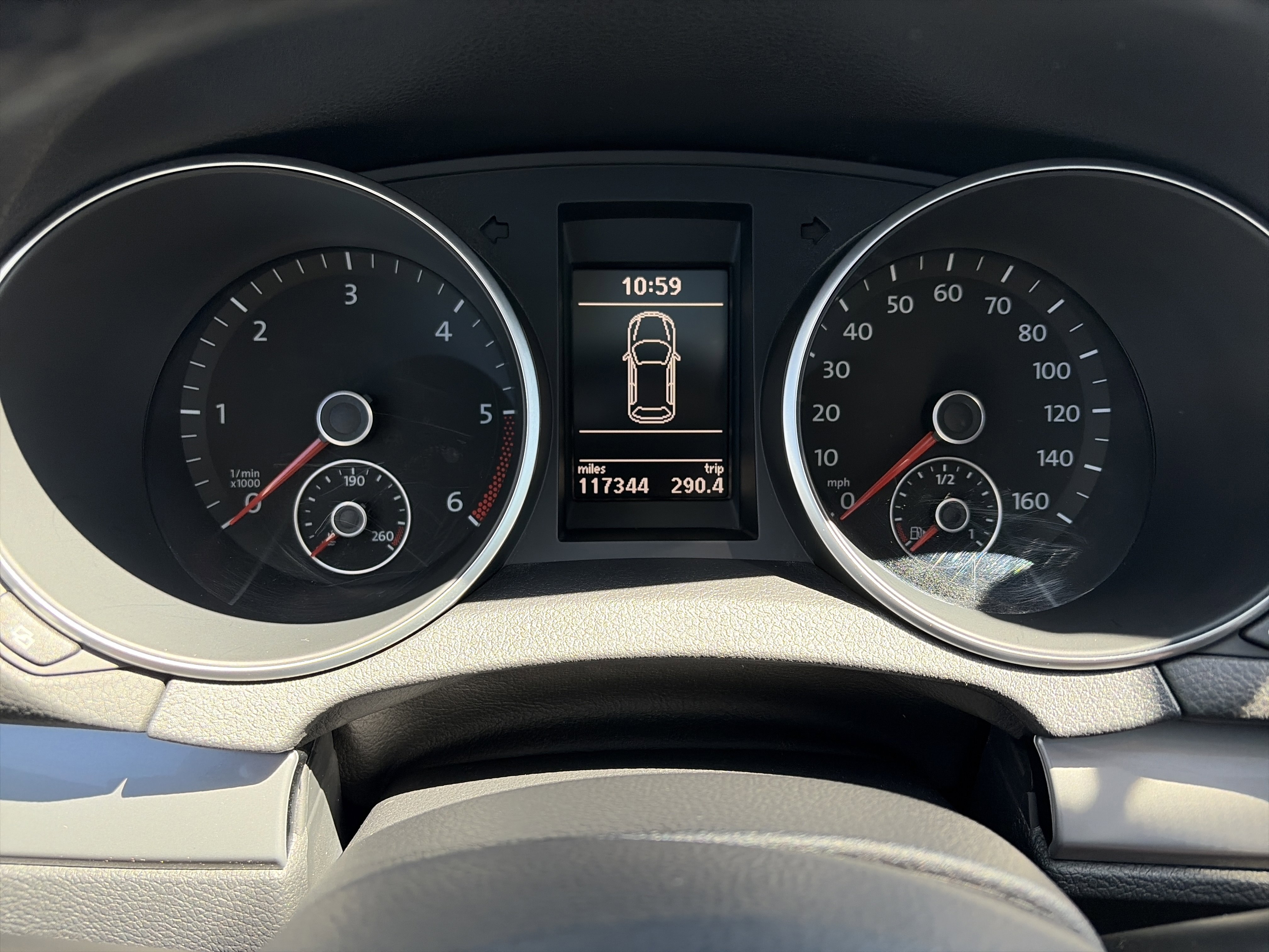 Used 2010 Volkswagen Golf TDI FWD image 19