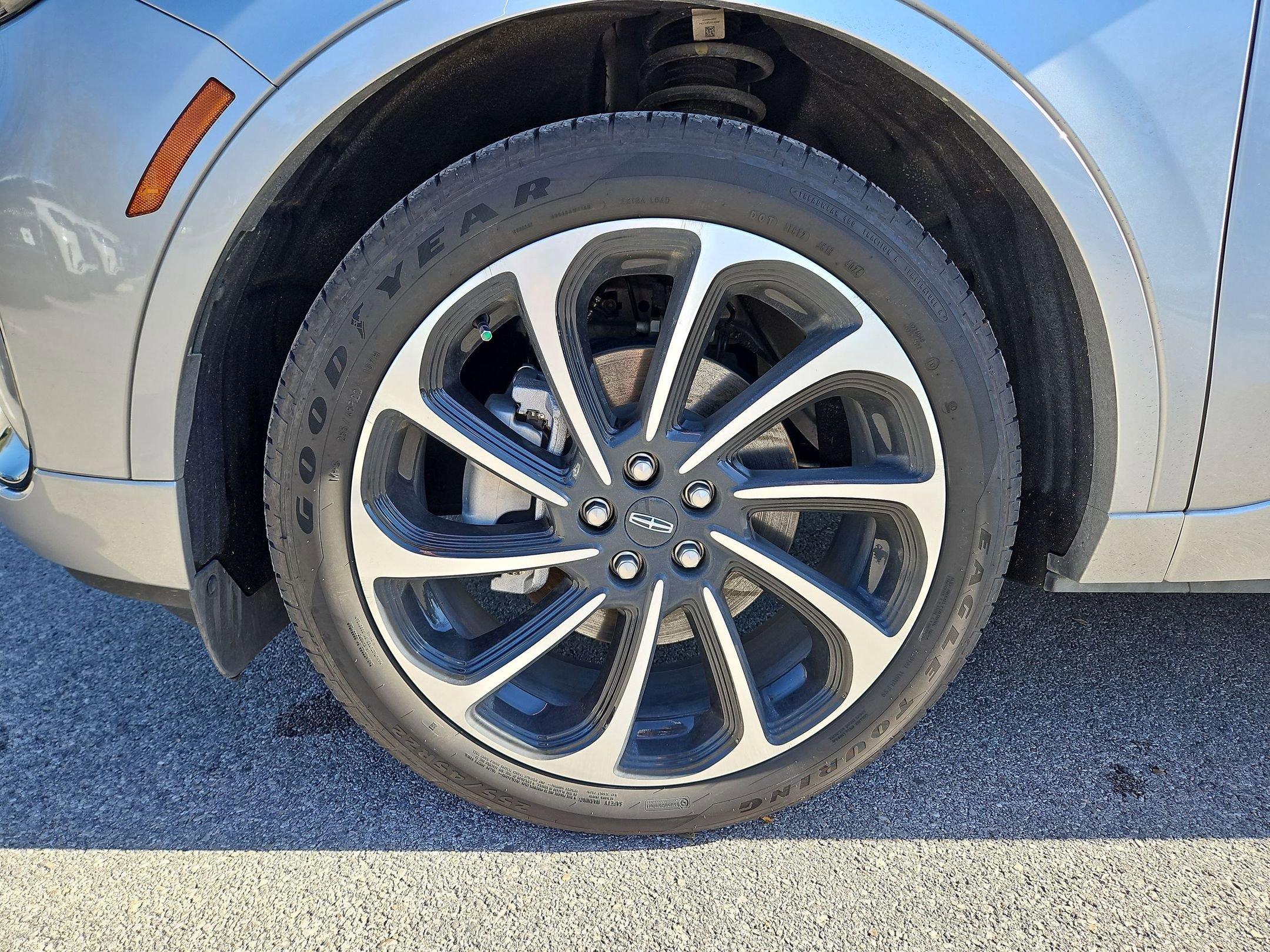 Used 2025 Lincoln Nautilus Black Label image 15