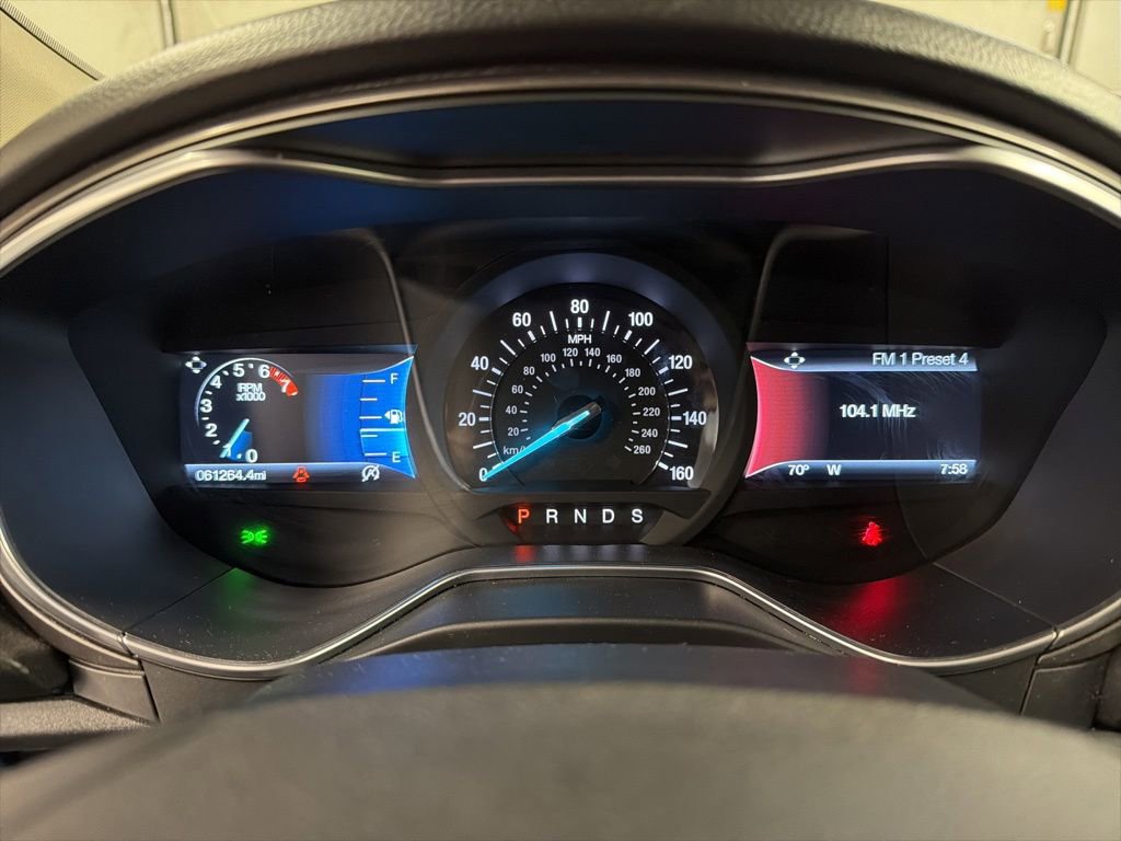 Certified 2017 Ford Fusion SE w/ Fusion SE Technology Package FWD image 22