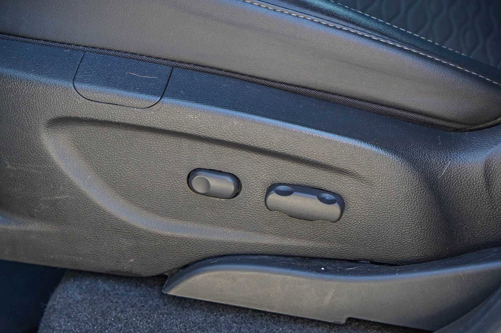 Used 2015 Buick Encore Convenience image 25