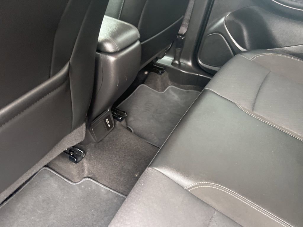 Certified 2022 Buick Encore GX Preferred w/ Cold Weather Comfort Package image 31