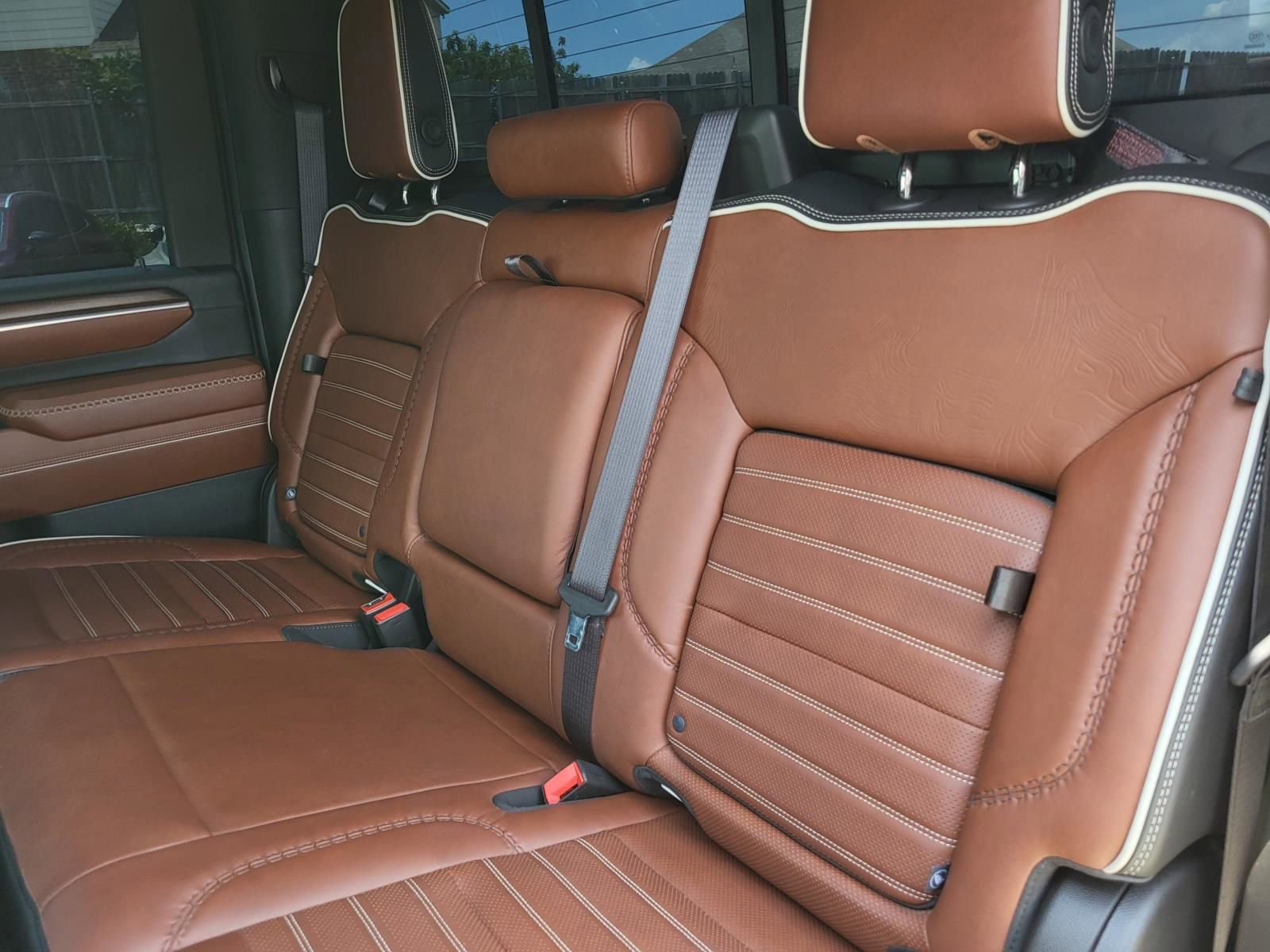 Used 2024 GMC Sierra 3500 Denali Ultimate AWD/4WD image 14