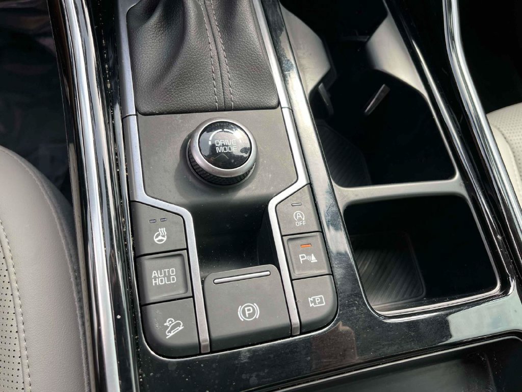 Used 2026 Kia Sorento SX FWD image 22