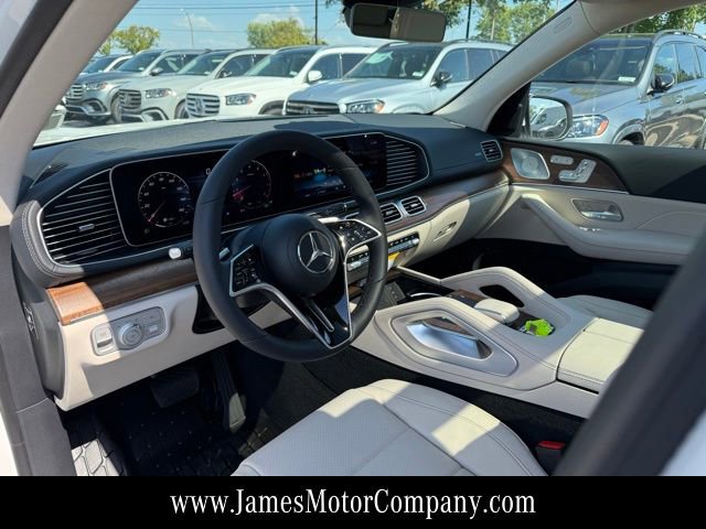 Certified 2026 Mercedes-Benz GLS 450 4MATIC image 14
