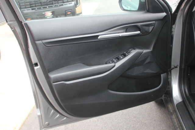 Used 2025 Kia Seltos LX AWD/4WD image 20