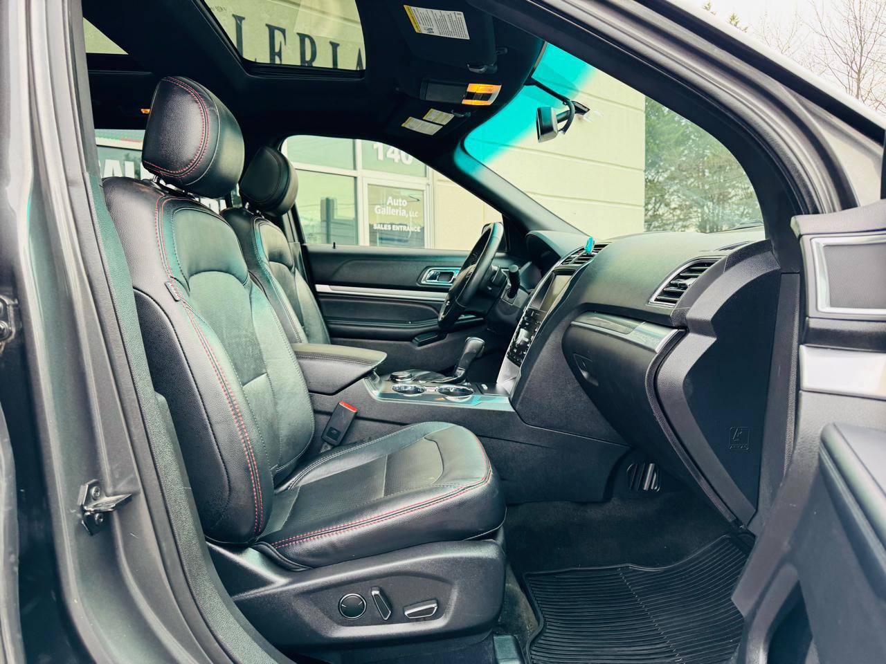 Used 2016 Ford Explorer Sport image 22