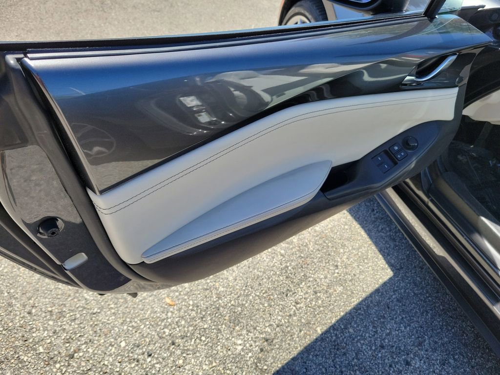 Used 2021 MAZDA MX-5 Miata RF Grand Touring RWD image 15