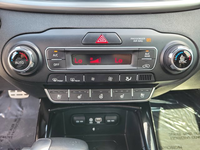 Used 2019 Kia Sorento SX image 21