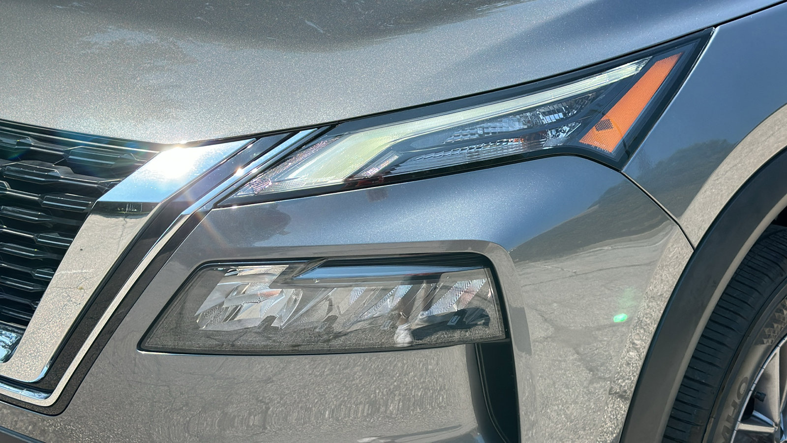 Certified 2023 Nissan Rogue S image 4