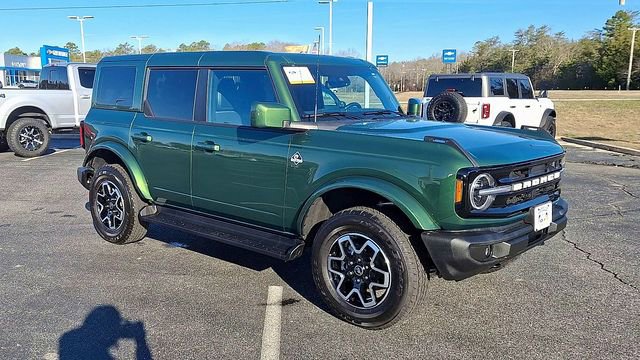 Certified 2025 Ford Bronco Outer Banks image 3