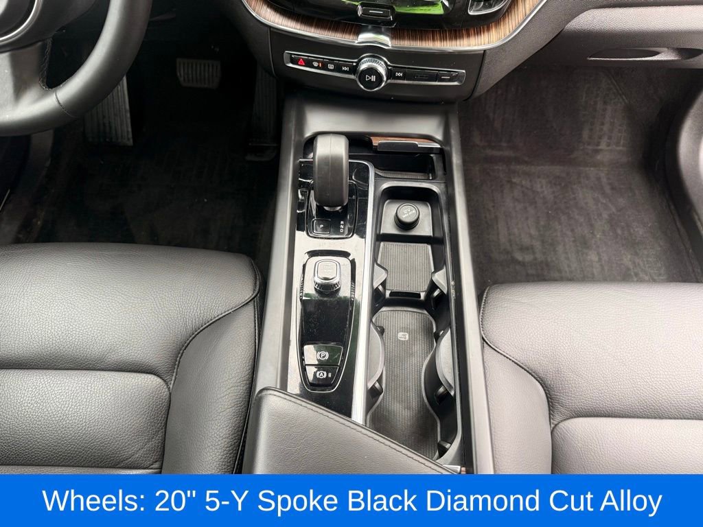 Used 2023 Volvo XC60 B5 Plus w/ Climate Package image 14