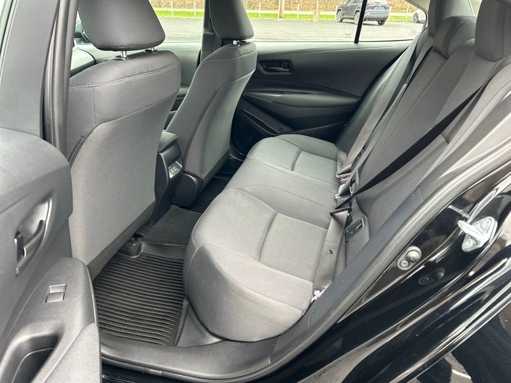 Used 2024 Toyota Corolla LE image 28