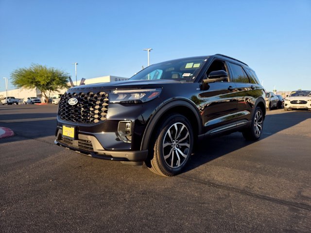 New 2027 Ford Explorer ST-Line RWD image 2