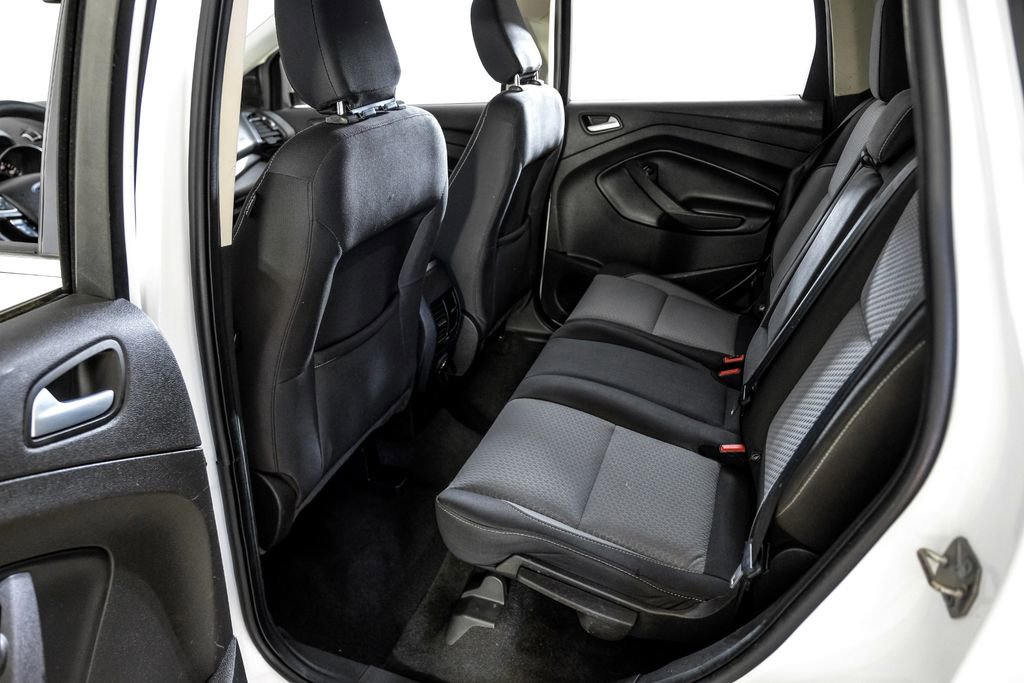 Used 2019 Ford Escape SE image 39