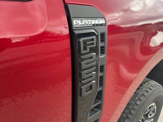 Used 2025 Ford F250 Platinum image 10
