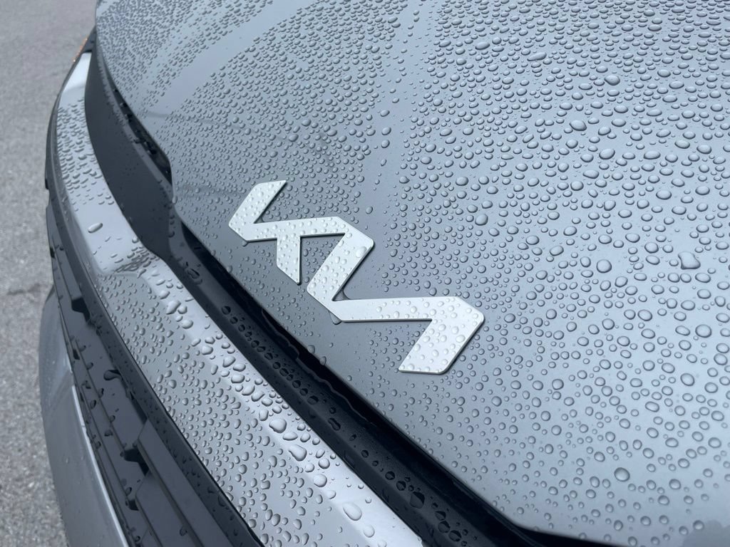 New 2026 Kia Sportage LX FWD image 28
