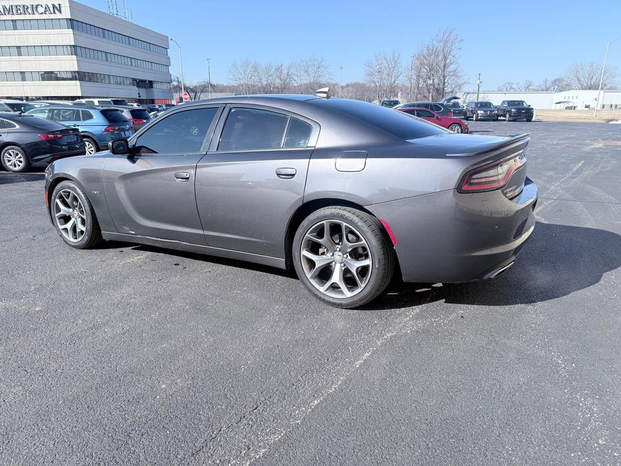 Used 2016 Dodge Charger R/T w/ Plus Group RWD image 3
