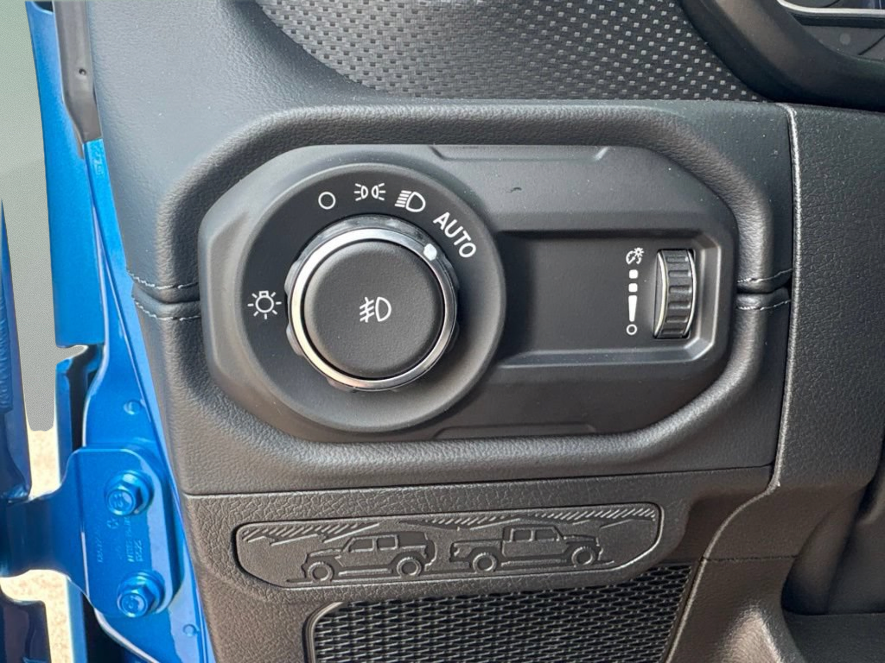Used 2026 Jeep Wrangler Unlimited Rubicon w/ Technology Group AWD/4WD image 15