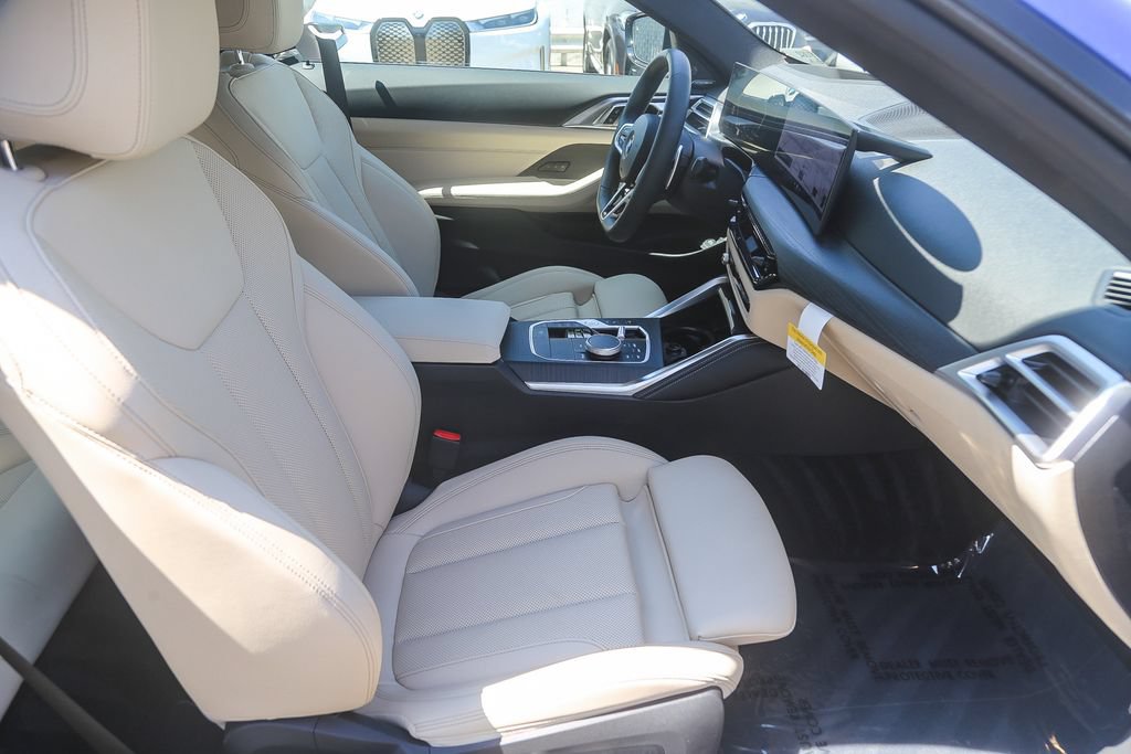 Used 2026 BMW 430i xDrive Coupe w/ M Sport Package AWD/4WD image 11