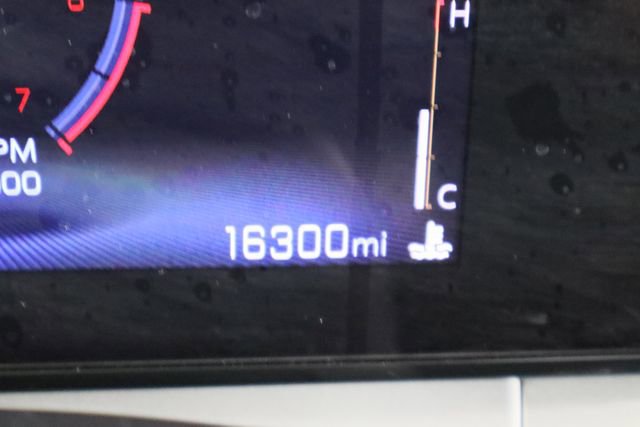 Used 2025 Chevrolet Trax LT w/ LT Convenience Package image 34