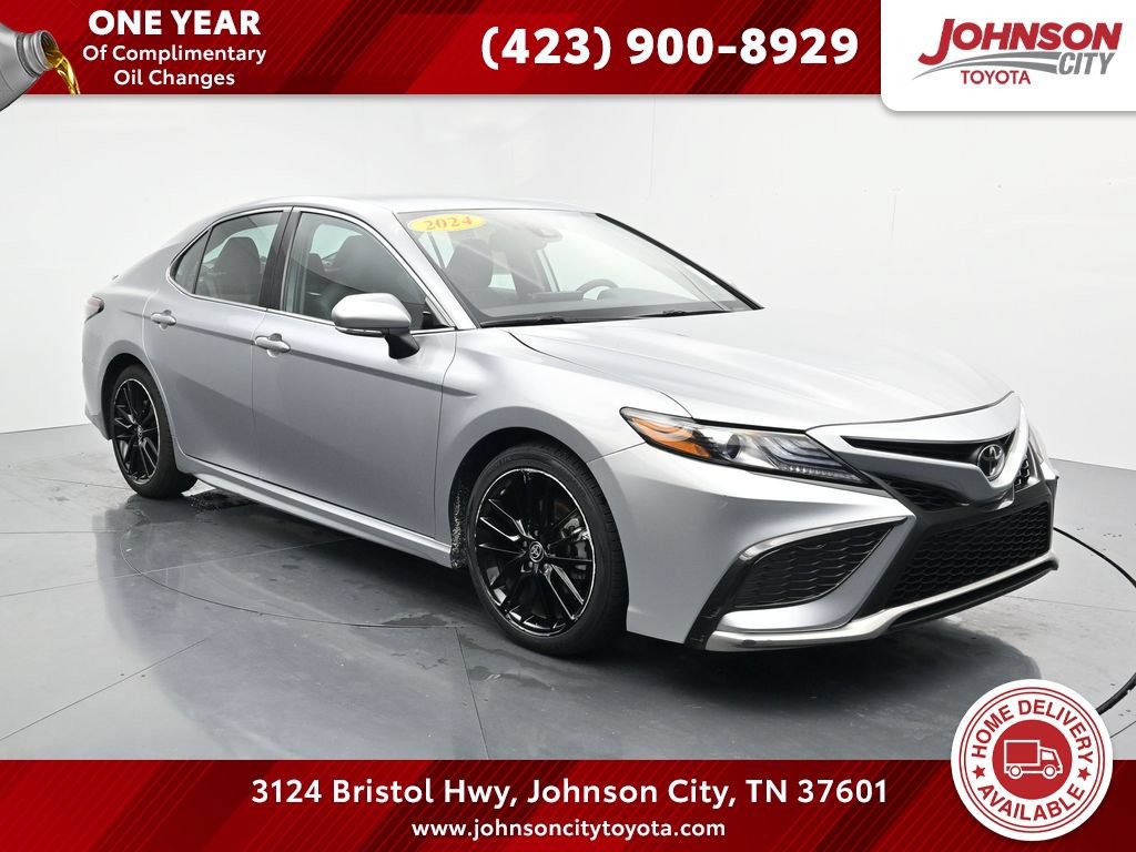Used 2024 Toyota Camry XSE FWD image 1