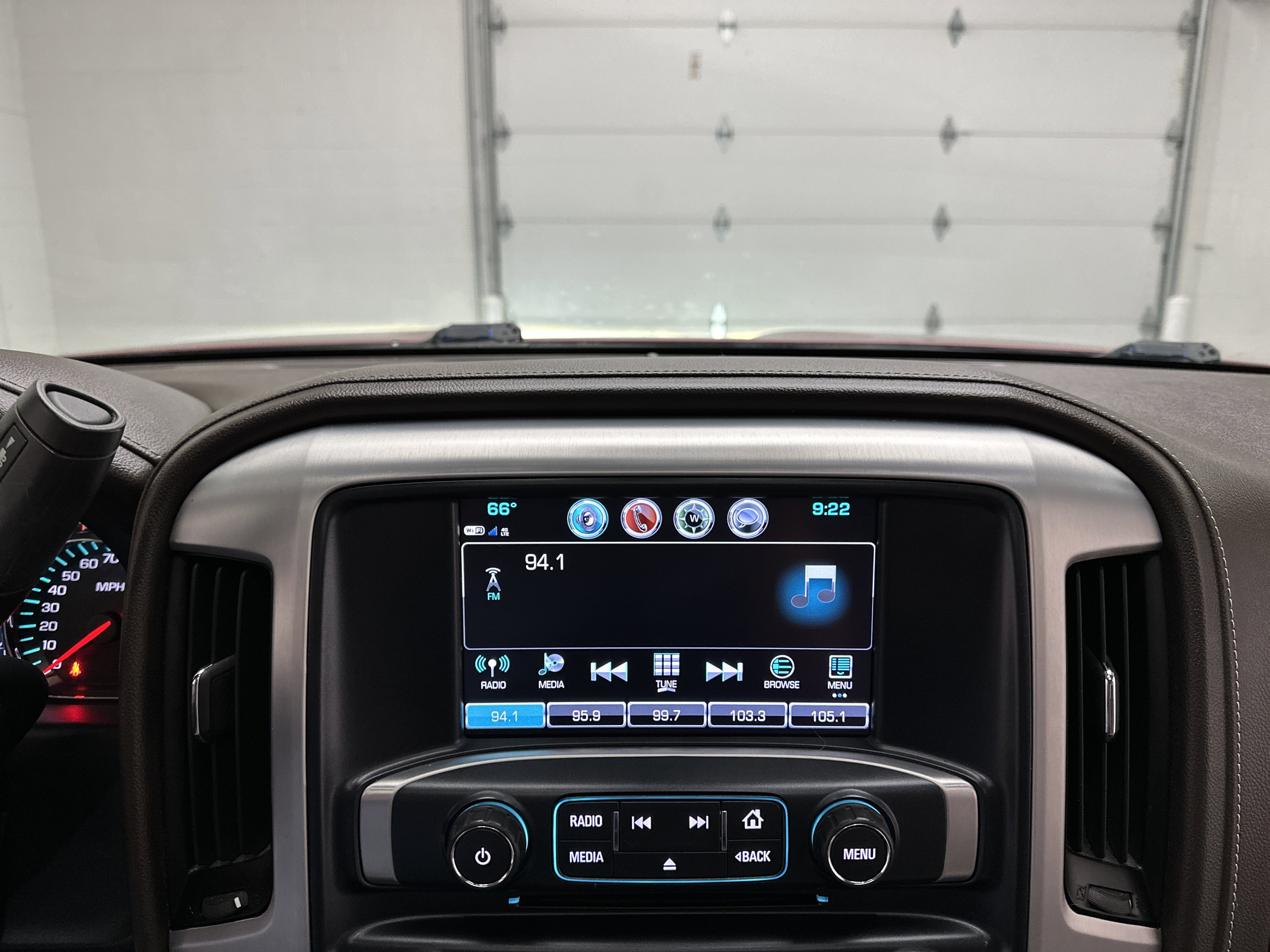 Used 2018 GMC Sierra 1500 SLT image 33