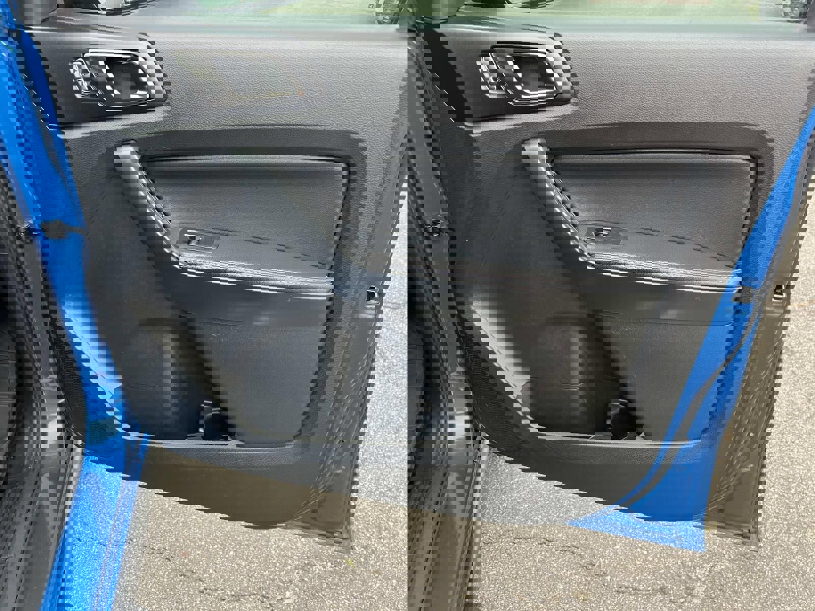 Used 2021 Ford Ranger Lariat w/ Tremor Off-Road Package image 14