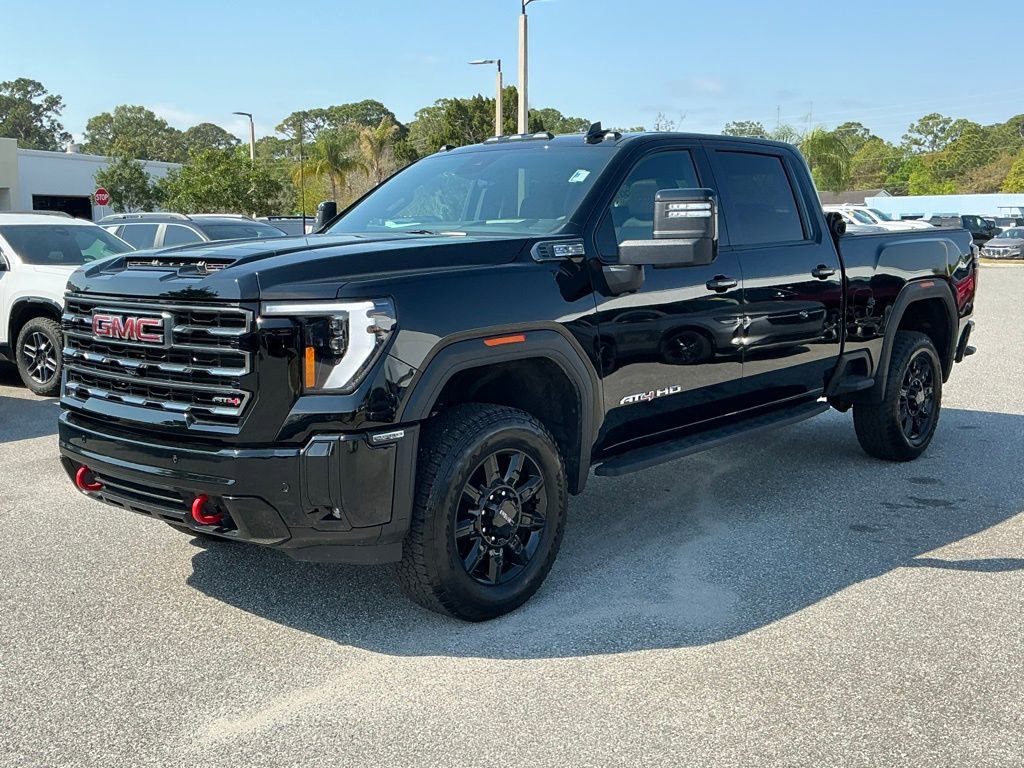 Used 2025 GMC Sierra 2500 AT4 w/ AT4 Premium Plus Package image 2